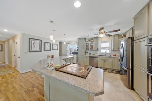 1004 Nicholas Drive, Boonville, IN 47601