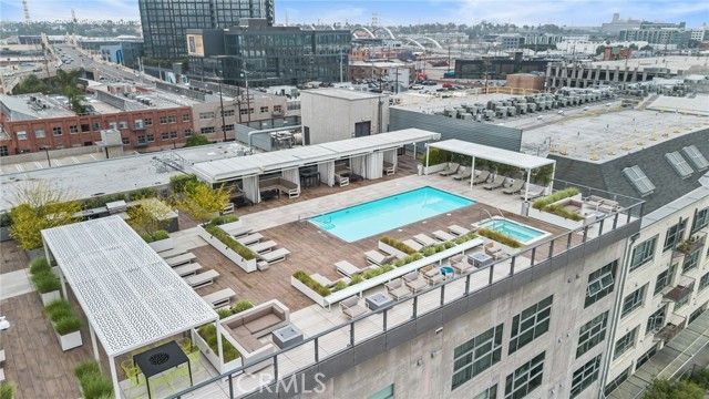 527 Molino Street 213, Los Angeles, CA 90013