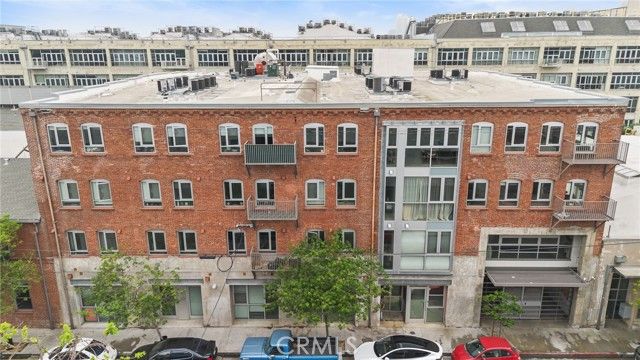 527 Molino Street 213, Los Angeles, CA 90013