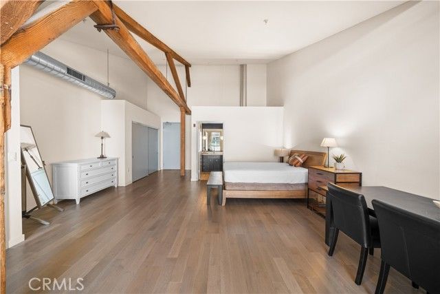 527 Molino Street 213, Los Angeles, CA 90013