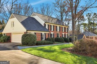 1172 Redfield Ridge, Atlanta, GA 30338