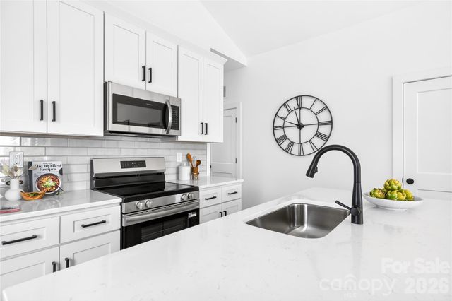 5408 Skycrest Drive, Charlotte, NC 28269
