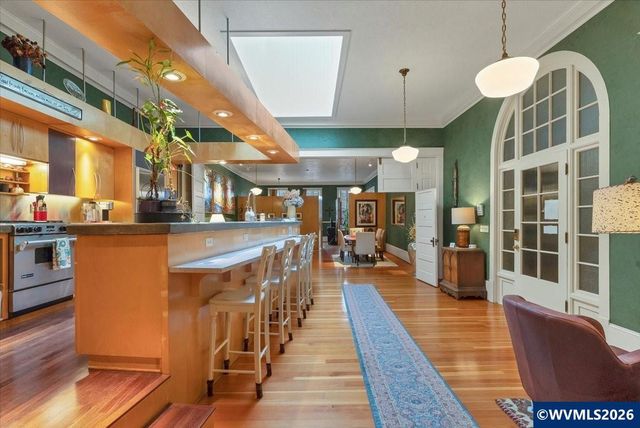 231 Commercial St NE, Salem, OR 97301