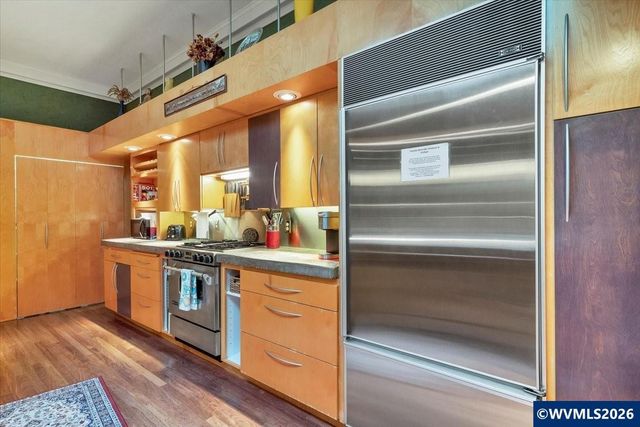 231 Commercial St NE, Salem, OR 97301