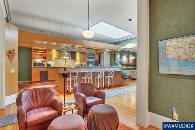 231 Commercial St NE, Salem, OR 97301