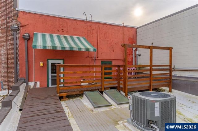 231 Commercial St NE, Salem, OR 97301