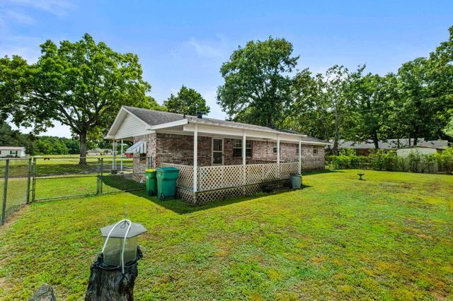 7120 W Republican Road, Jacksonville, AR 72076
