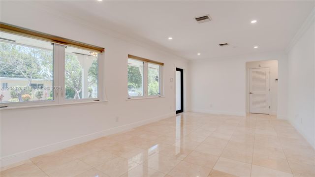 500 SW 51st Ct 1, Miami, FL 33134