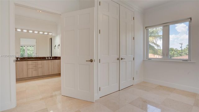 500 SW 51st Ct 1, Miami, FL 33134