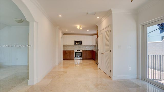 500 SW 51st Ct 1, Miami, FL 33134