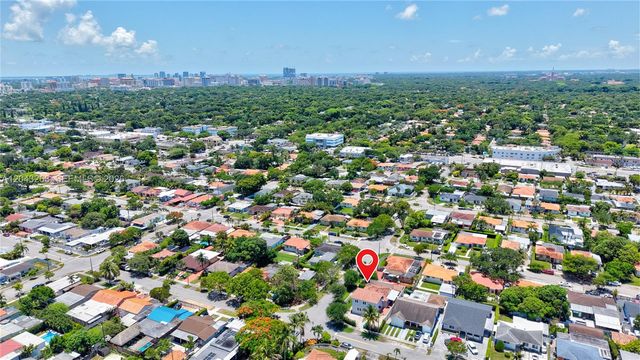 500 SW 51st Ct 1, Miami, FL 33134