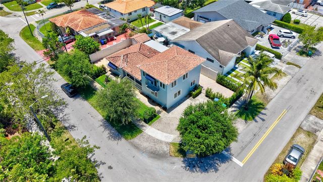 500 SW 51st Ct 1, Miami, FL 33134