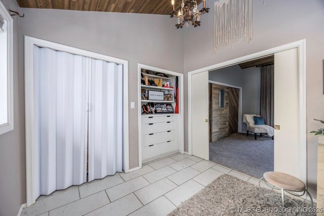 2007 Skyline Drive, Bartlesville, OK 74006