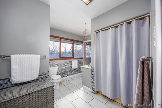 2007 Skyline Drive, Bartlesville, OK 74006