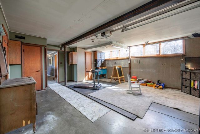 2007 Skyline Drive, Bartlesville, OK 74006