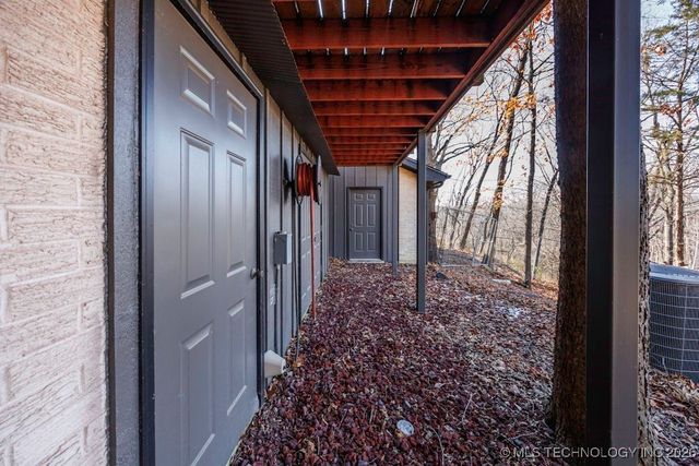 2007 Skyline Drive, Bartlesville, OK 74006