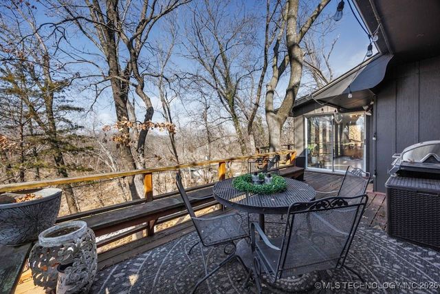 2007 Skyline Drive, Bartlesville, OK 74006