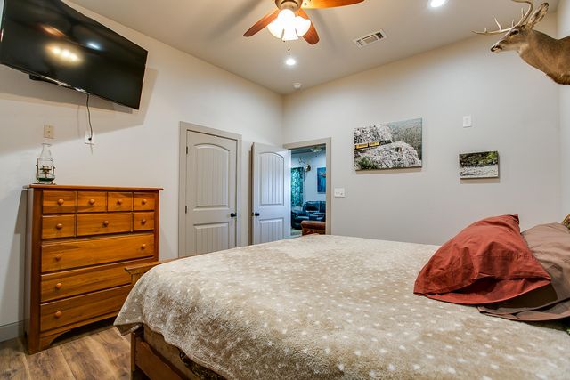 2230 Farm-to-market 2662, Bronte, TX 76933