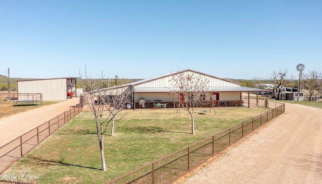 2230 Farm-to-market 2662, Bronte, TX 76933