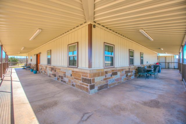 2230 Farm-to-market 2662, Bronte, TX 76933