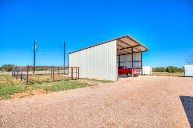2230 Farm-to-market 2662, Bronte, TX 76933