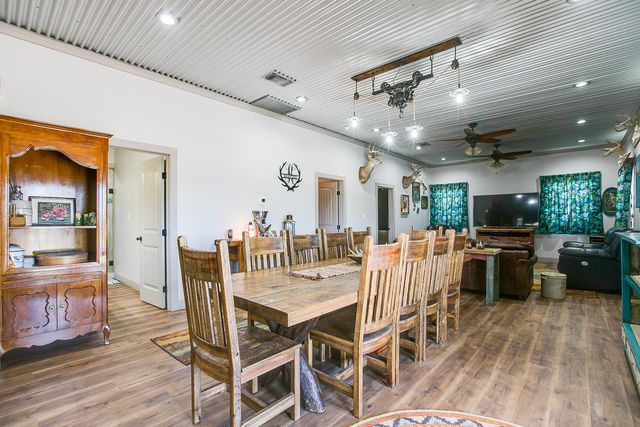 2230 Farm-to-market 2662, Bronte, TX 76933