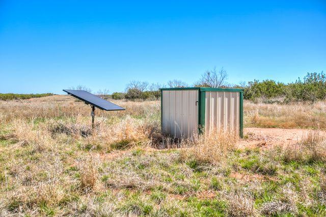 2230 Farm-to-market 2662, Bronte, TX 76933