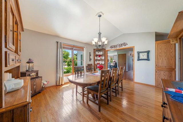 W6108 LONG COURT, Appleton, WI 54914