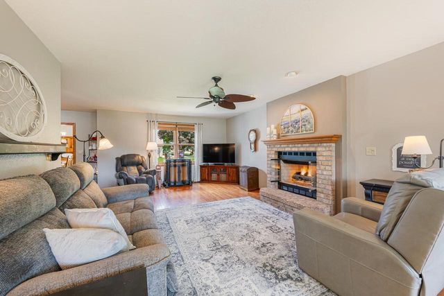 W6108 LONG COURT, Appleton, WI 54914