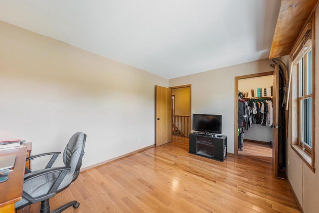 W6108 LONG COURT, Appleton, WI 54914
