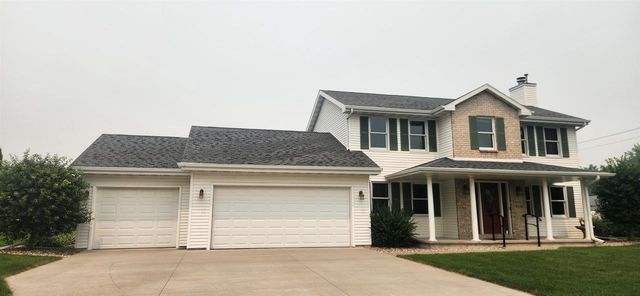 W6108 LONG COURT, Appleton, WI 54914