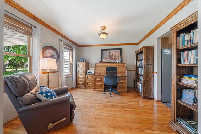 W6108 LONG COURT, Appleton, WI 54914