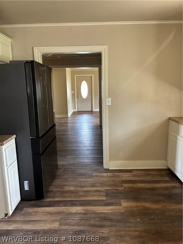 207 Pearl Street, Poteau, OK 74953