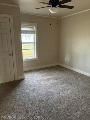 207 Pearl Street, Poteau, OK 74953