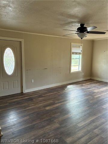 207 Pearl Street, Poteau, OK 74953