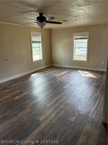 207 Pearl Street, Poteau, OK 74953