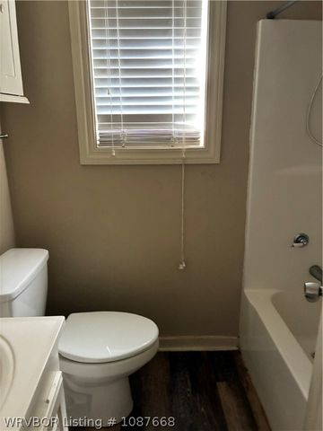 207 Pearl Street, Poteau, OK 74953