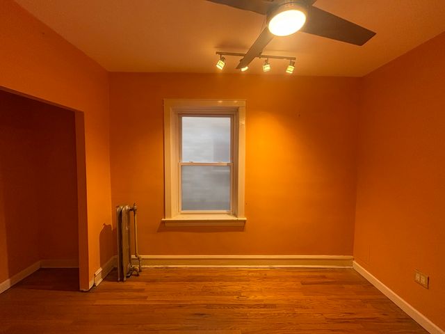 3041 N Davlin Court, Chicago, IL 60618