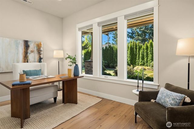 5624 117th Ave SE, Bellevue, WA 98006