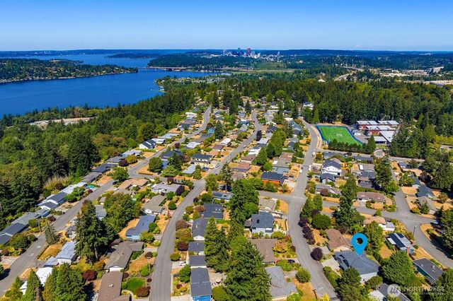 5624 117th Ave SE, Bellevue, WA 98006