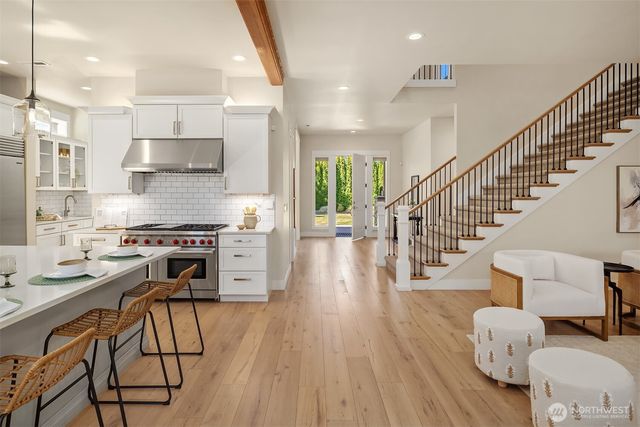 5624 117th Ave SE, Bellevue, WA 98006