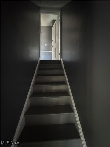 2048 W 95th Street, Cleveland, OH 44102