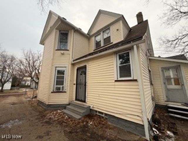 2048 W 95th Street, Cleveland, OH 44102