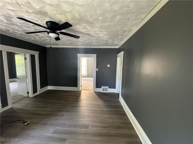 2048 W 95th Street, Cleveland, OH 44102