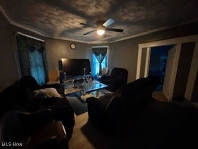 2048 W 95th Street, Cleveland, OH 44102