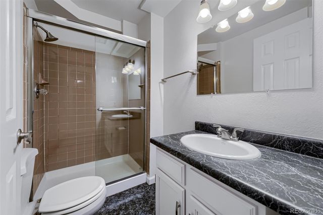 2892 W Long Circle B, Littleton, CO 80120