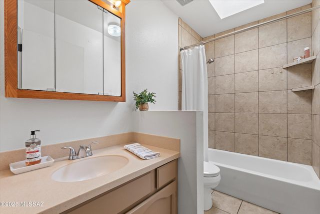 1868 W Record Street, Tucson, AZ 85705