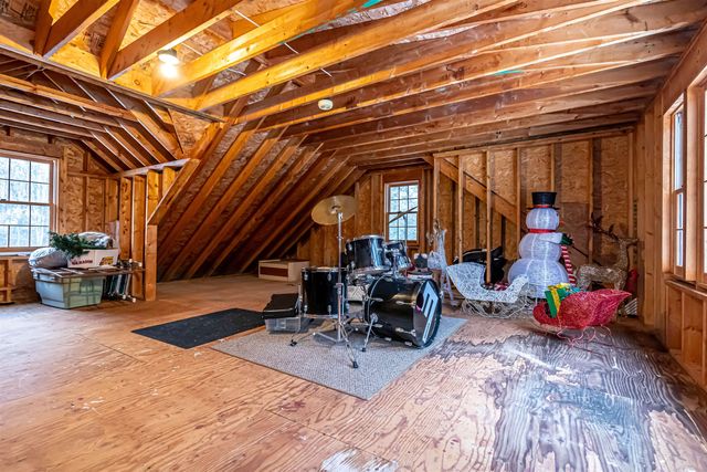 6 Abbey Road, Bow, NH 03304