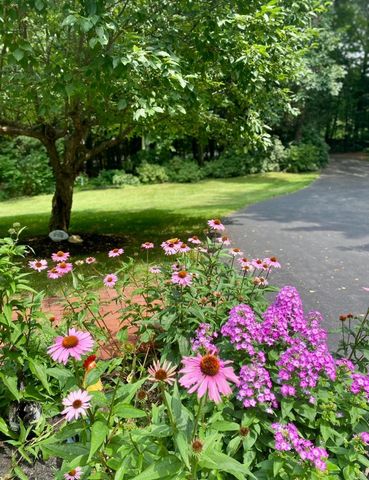 6 Abbey Road, Bow, NH 03304