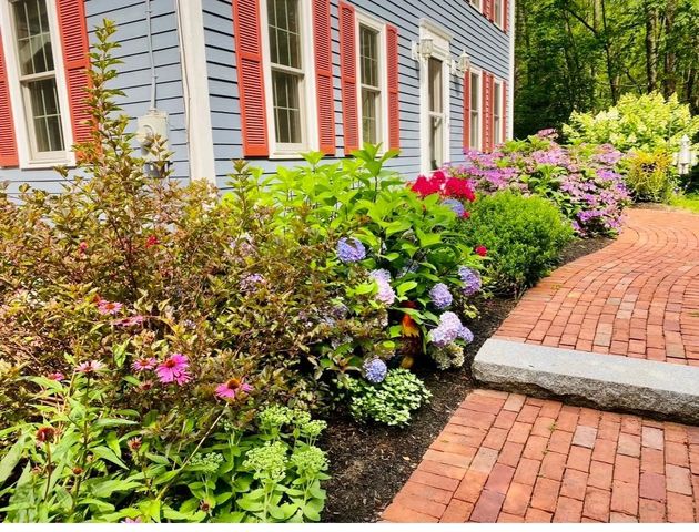 6 Abbey Road, Bow, NH 03304